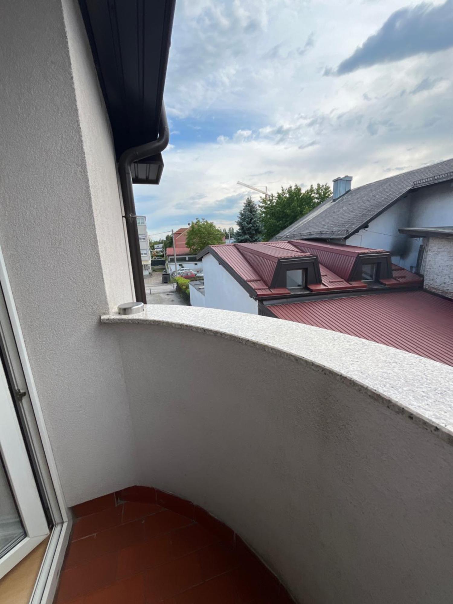 Apartmani Vacanza Ζάγκρεμπ Εξωτερικό φωτογραφία